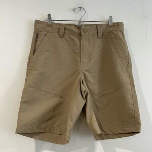 The North Face Shorts Mens 32
Outdoor Fishing Hiking Camping Travel
Nylon